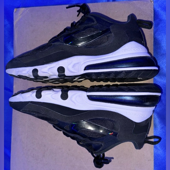 Nike Air Max 270 React W7 “Black White” - Picture 5 of 10